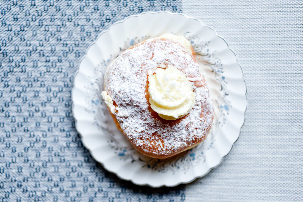 Coconut Cream Donut + finished Heirloom Tea Towel